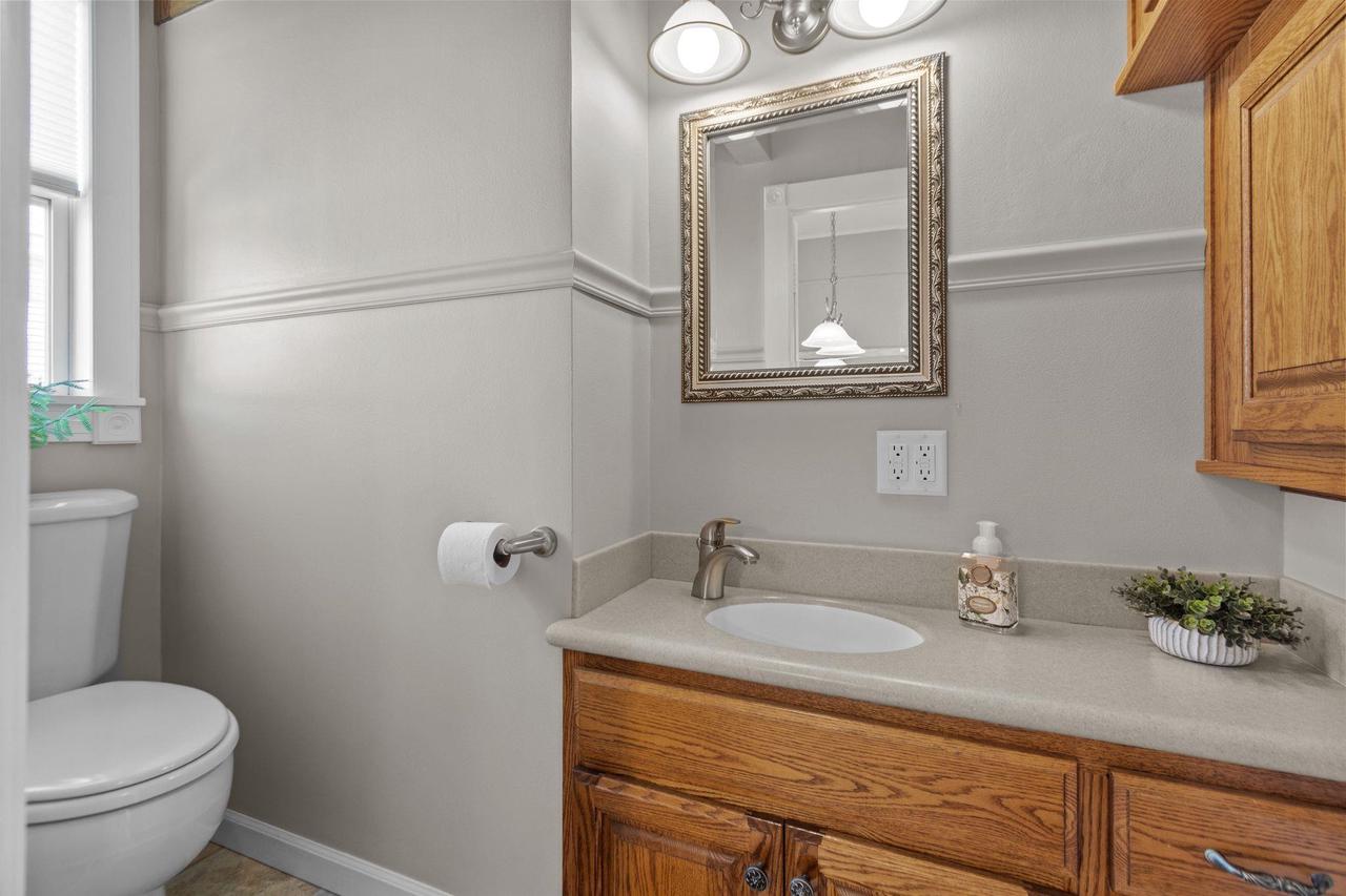 61 North Grand Street