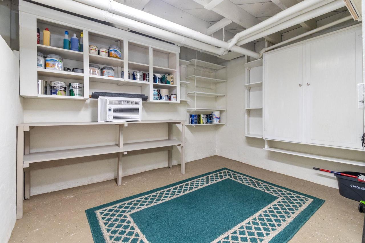 61 North Grand Street