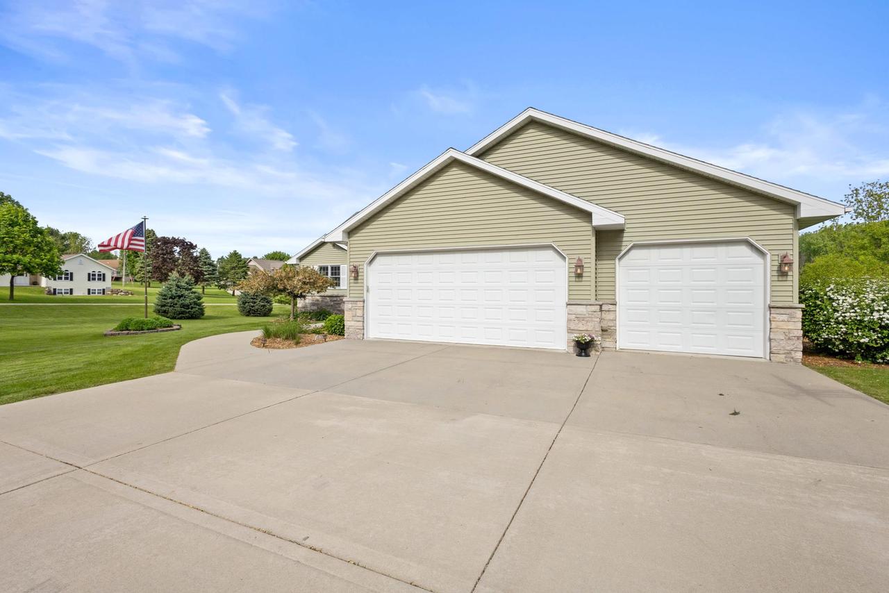 N5798 Lakeview Drive