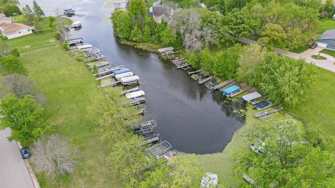 N5798 Lakeview Drive