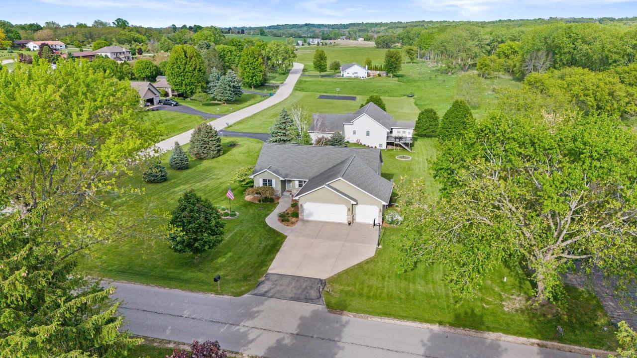 N5798 Lakeview Drive