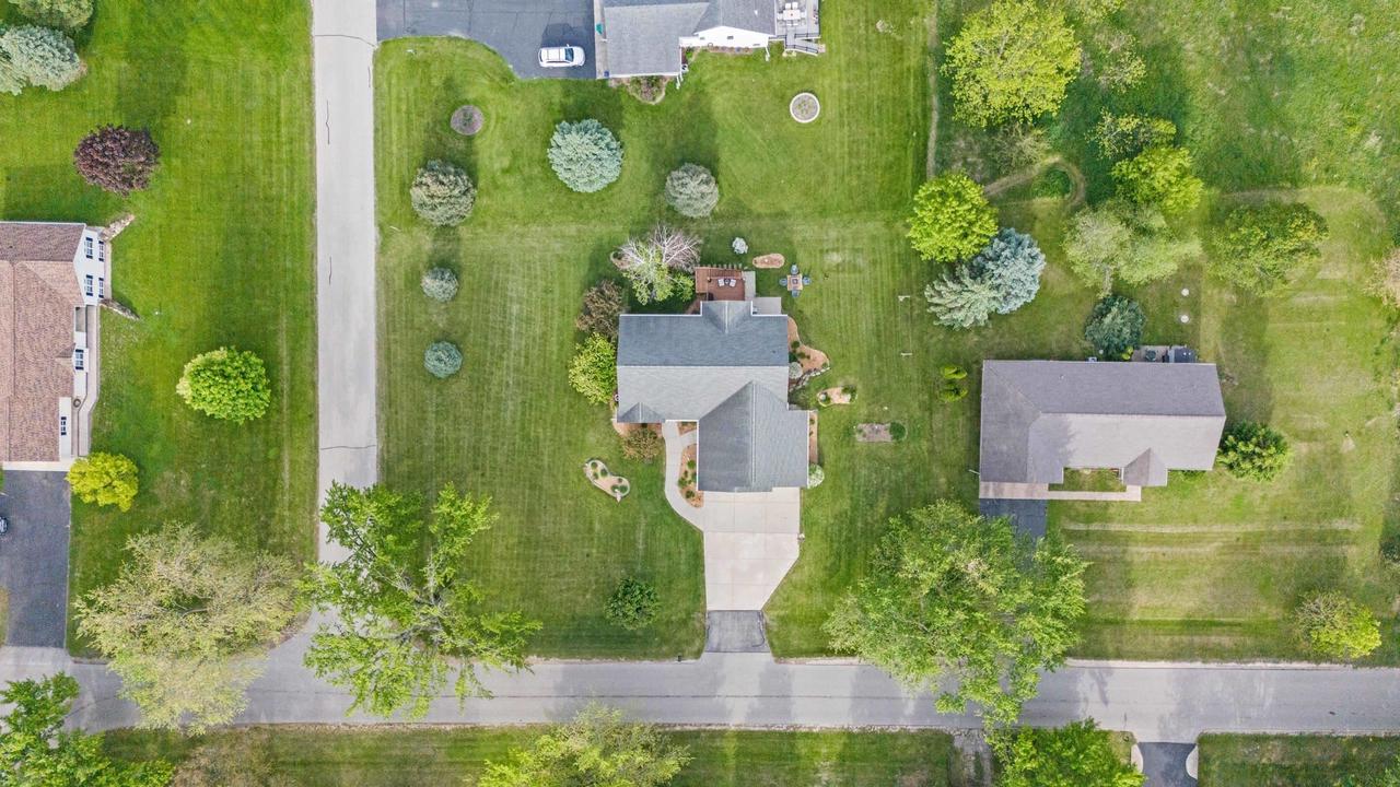 N5798 Lakeview Drive