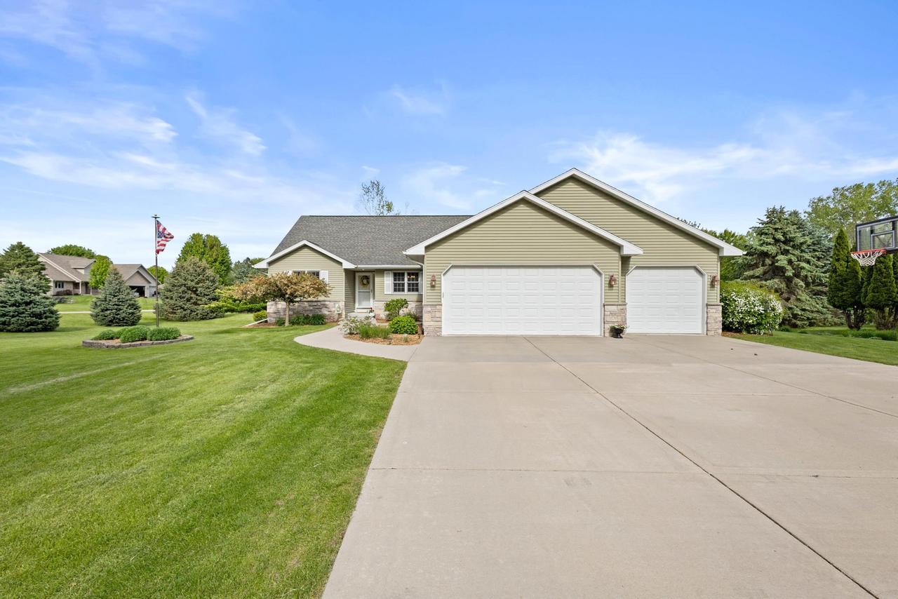 N5798 Lakeview Drive