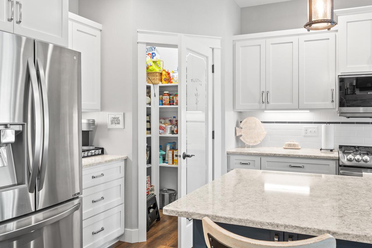 N6030 Heritage Drive