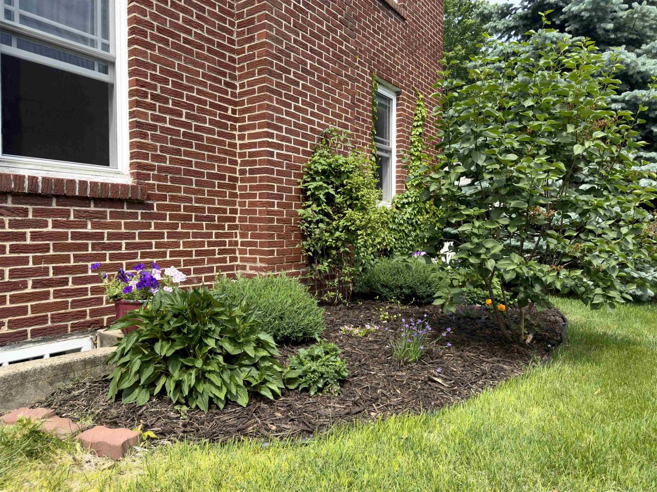 673 South Grove Street