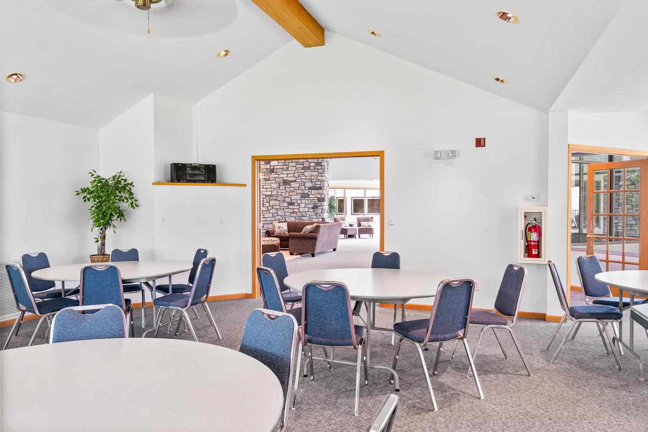 W1400 Spring Grove Road 102