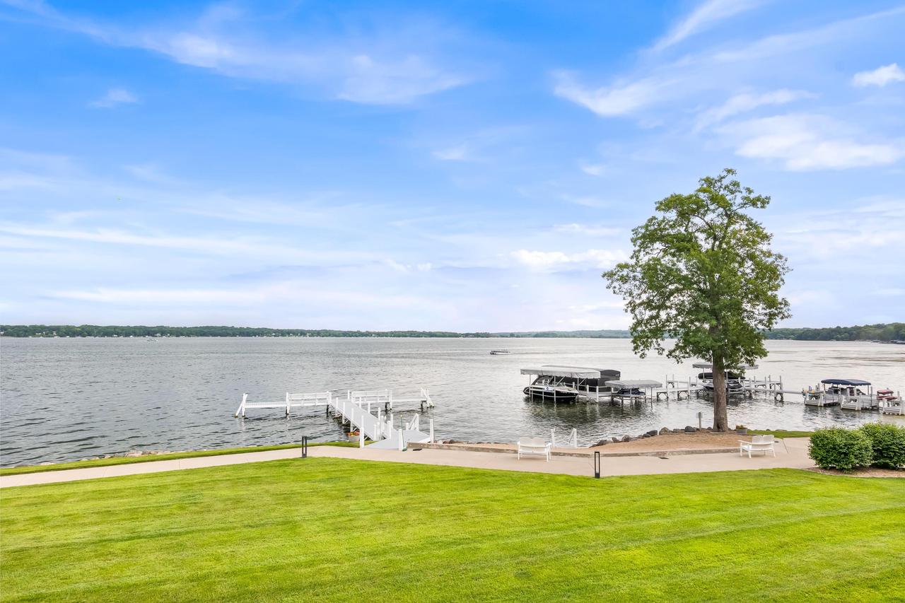 W1400 Spring Grove Road 102