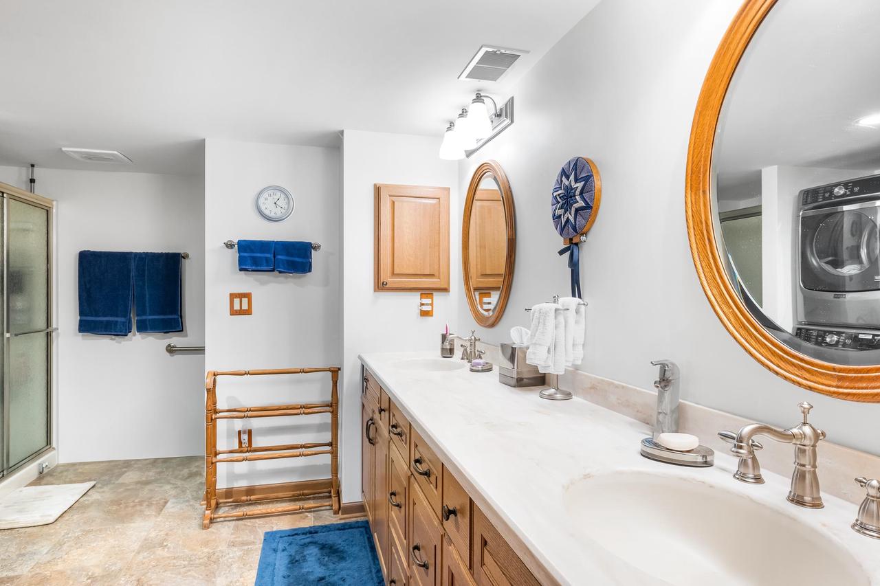 W1400 Spring Grove Road 102