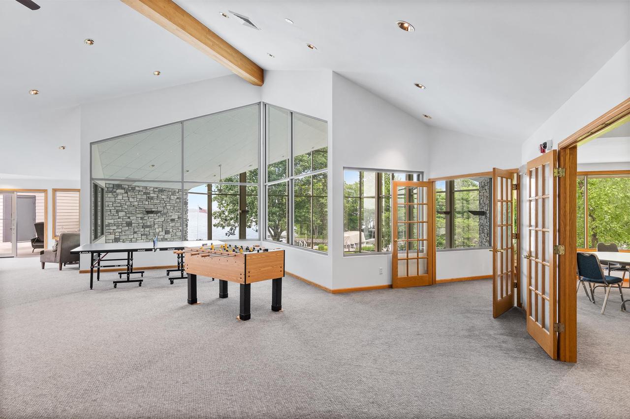 W1400 Spring Grove Road 102