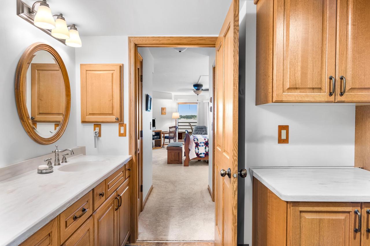 W1400 Spring Grove Road 102