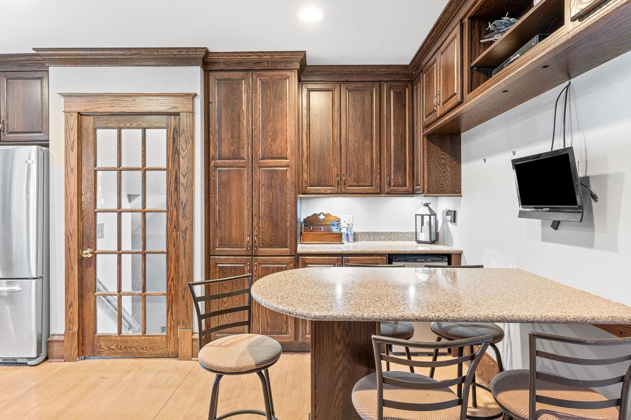 163 East Noyes Street