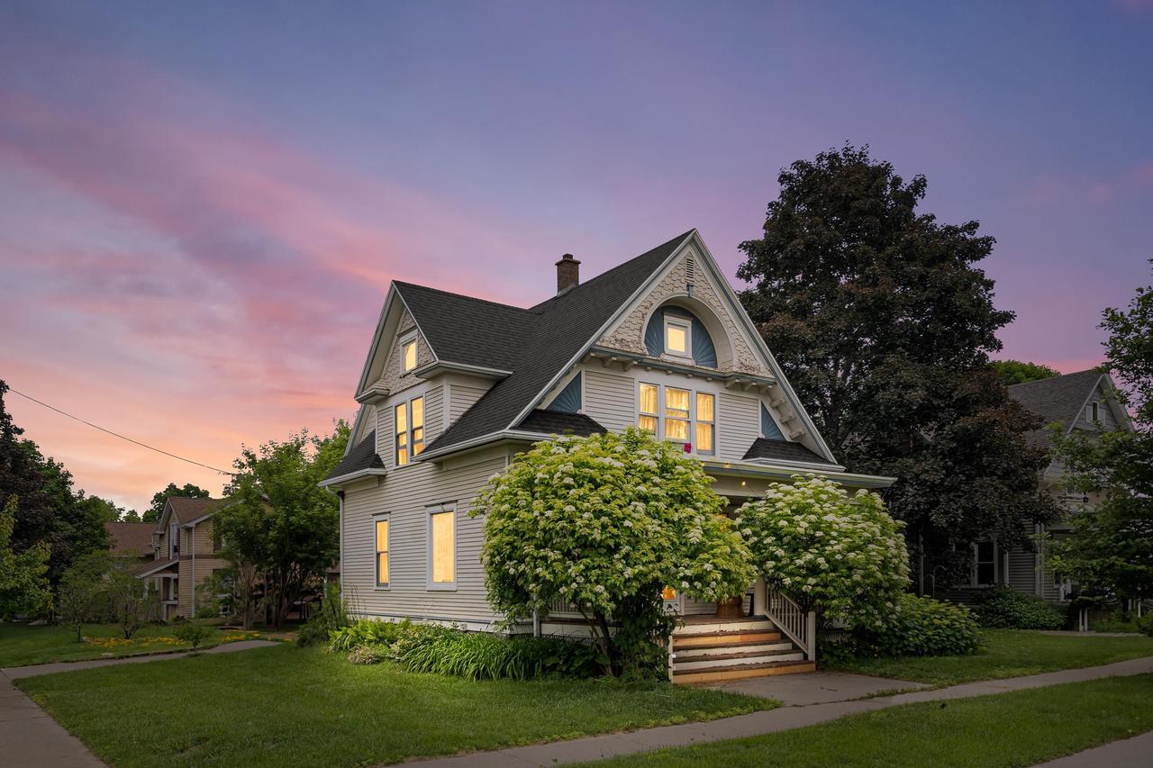 163 East Noyes Street