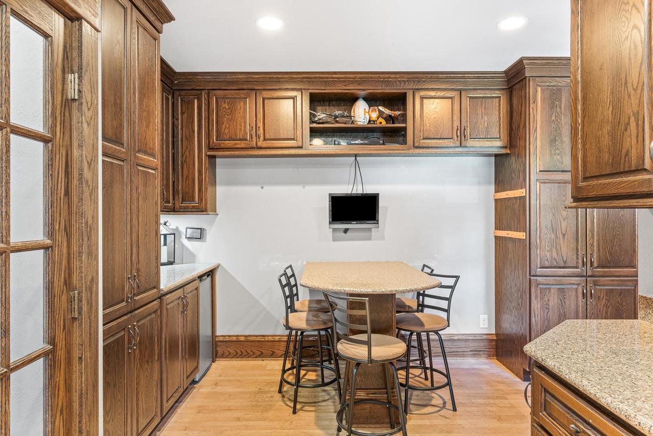 163 East Noyes Street