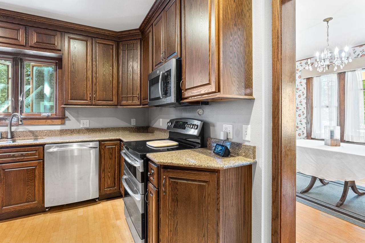 163 East Noyes Street