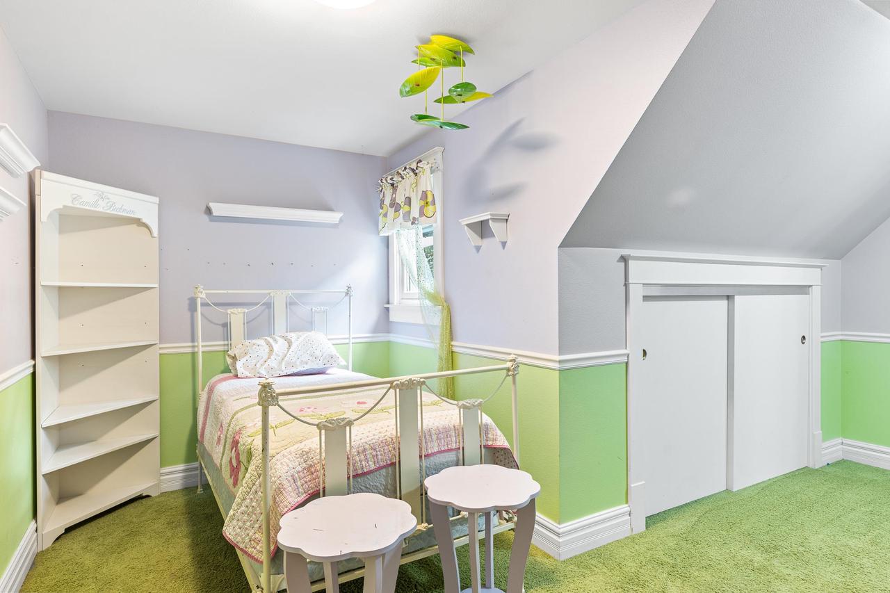 163 East Noyes Street