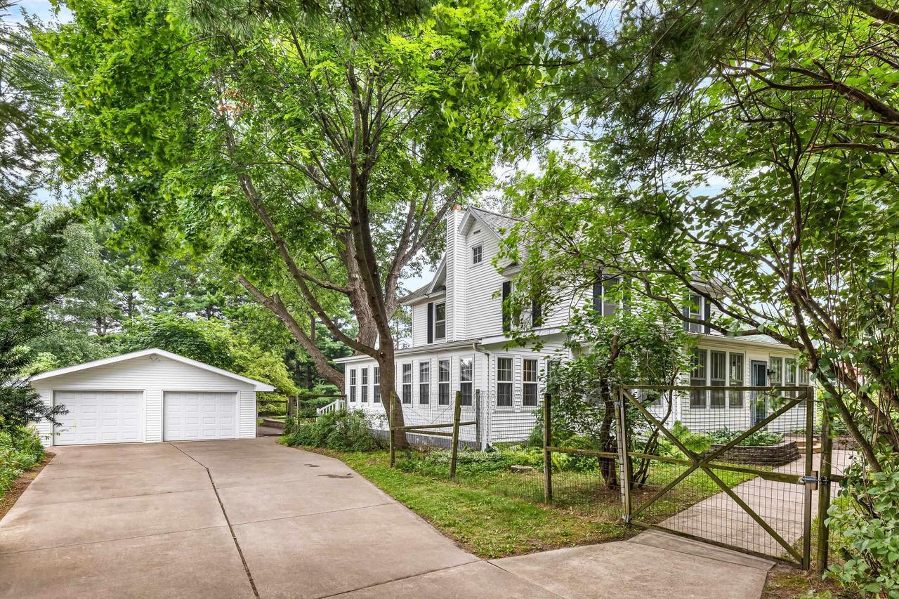 W2009 Irving Park Road