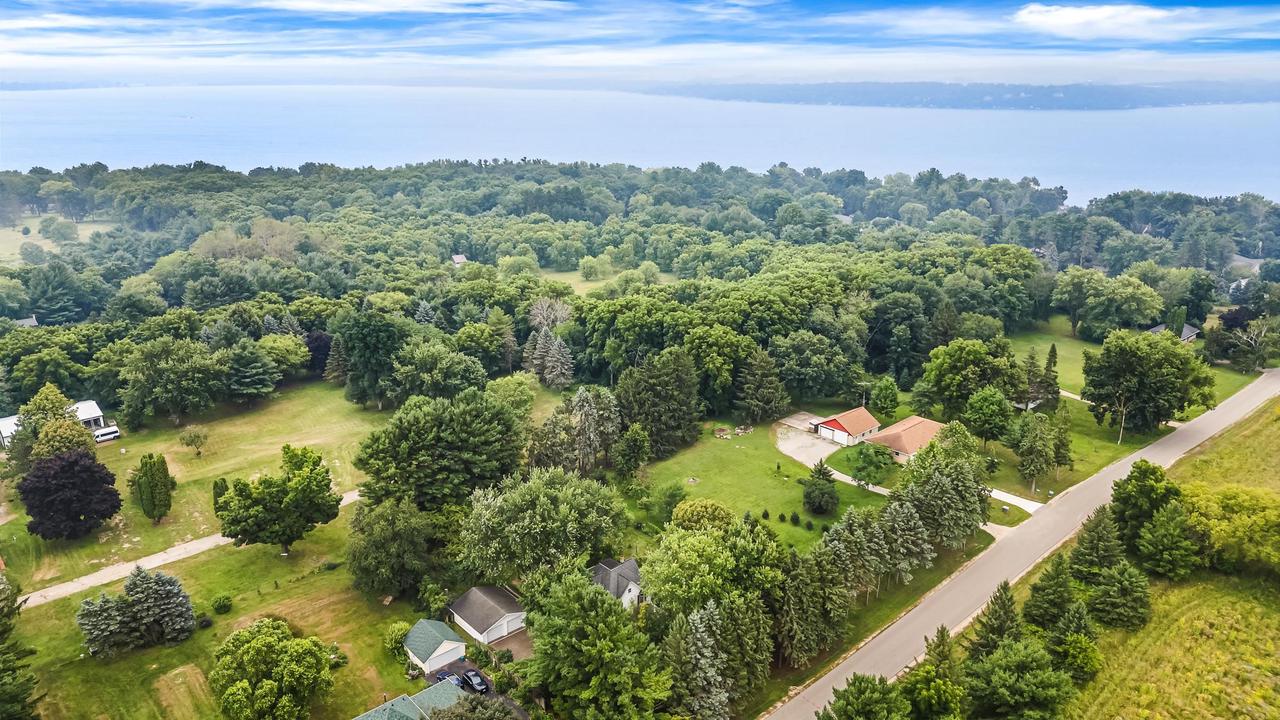 W2009 Irving Park Road