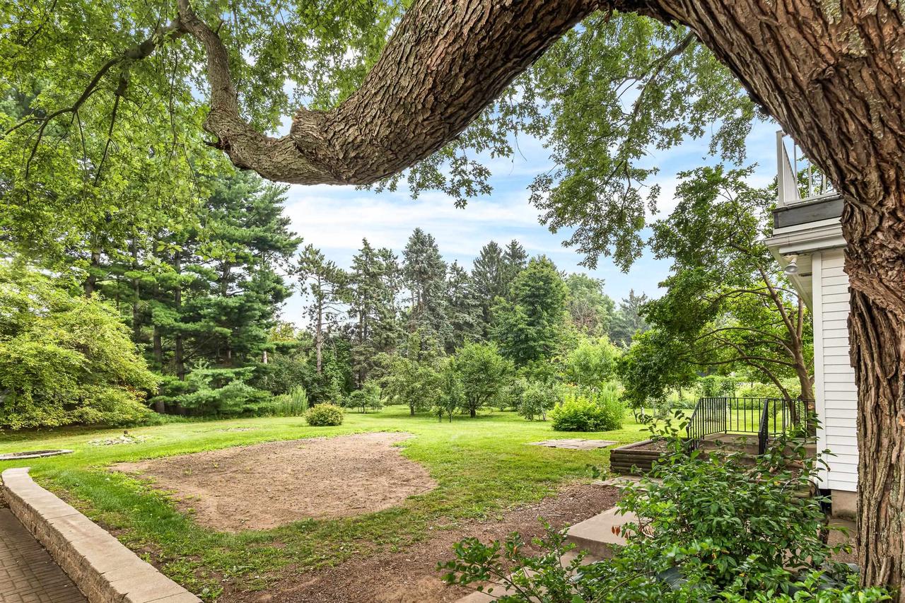 W2009 Irving Park Road