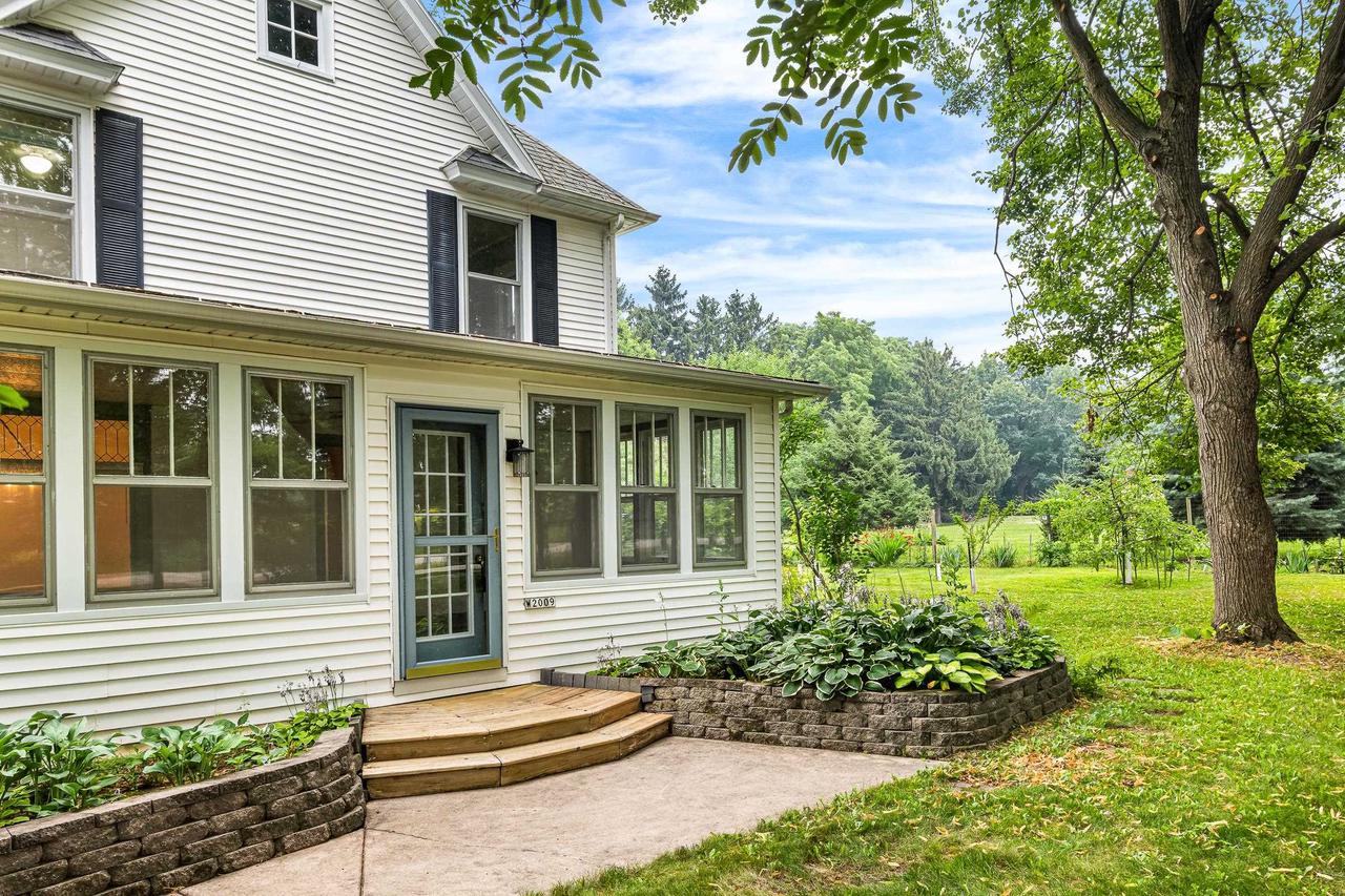 W2009 Irving Park Road