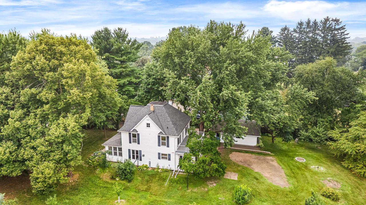 W2009 Irving Park Road