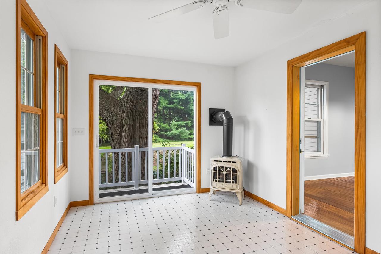 W2009 Irving Park Road