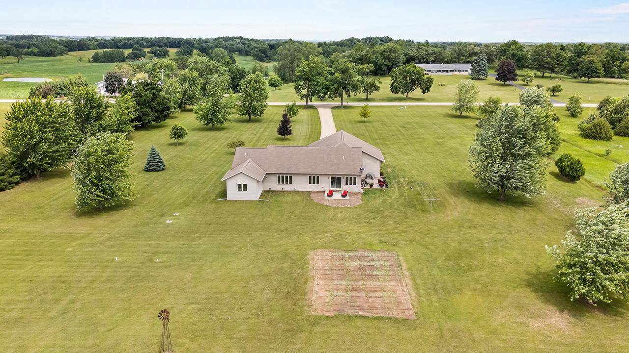 W4293 Old Green Lake Road