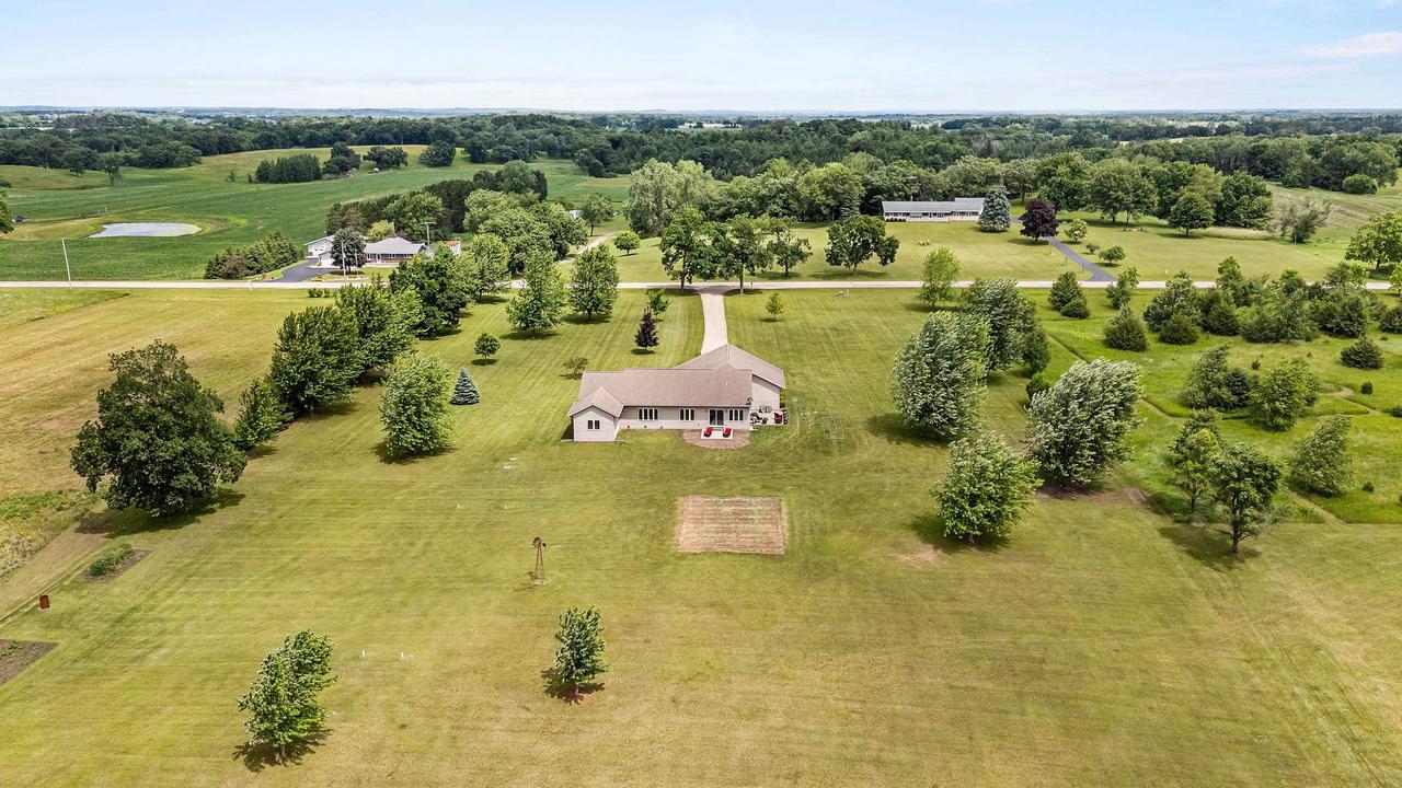 W4293 Old Green Lake Road