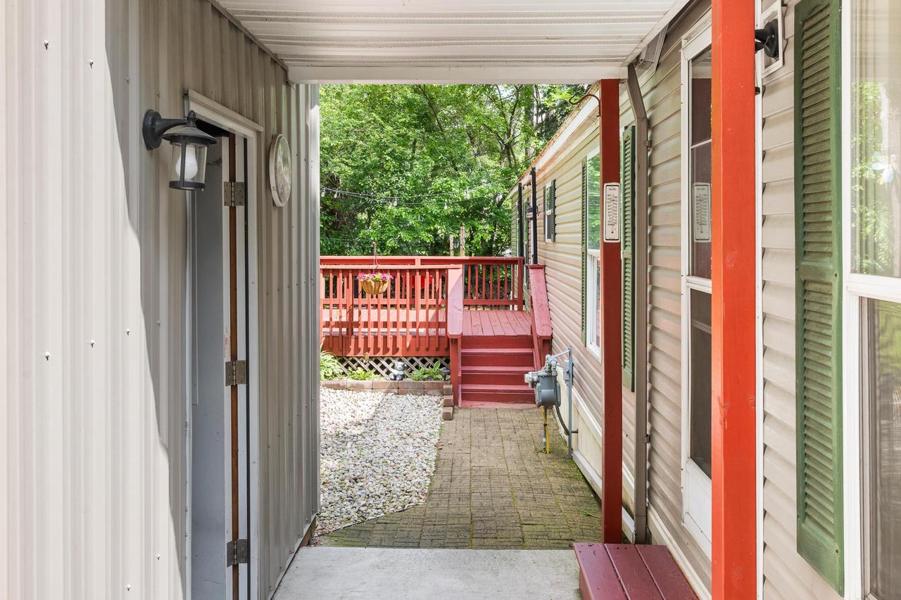 W2354 Highway 23 L201