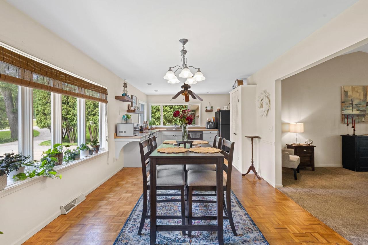 W1053 & W1049 Illinois Avenue