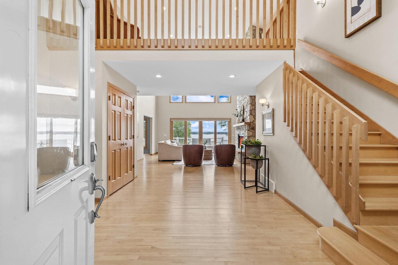 W1053 & W1049 Illinois Avenue