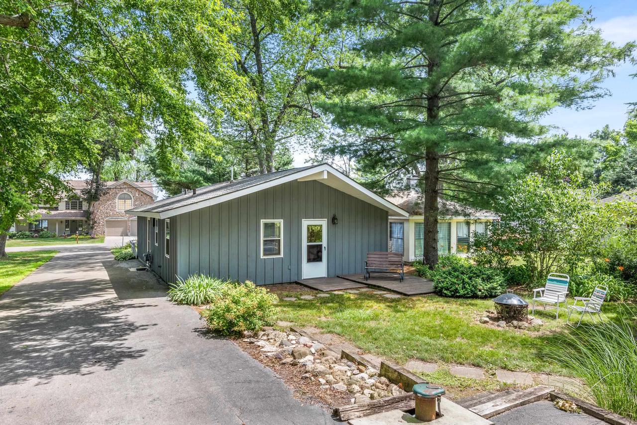 N4219 South Lakeshore Drive