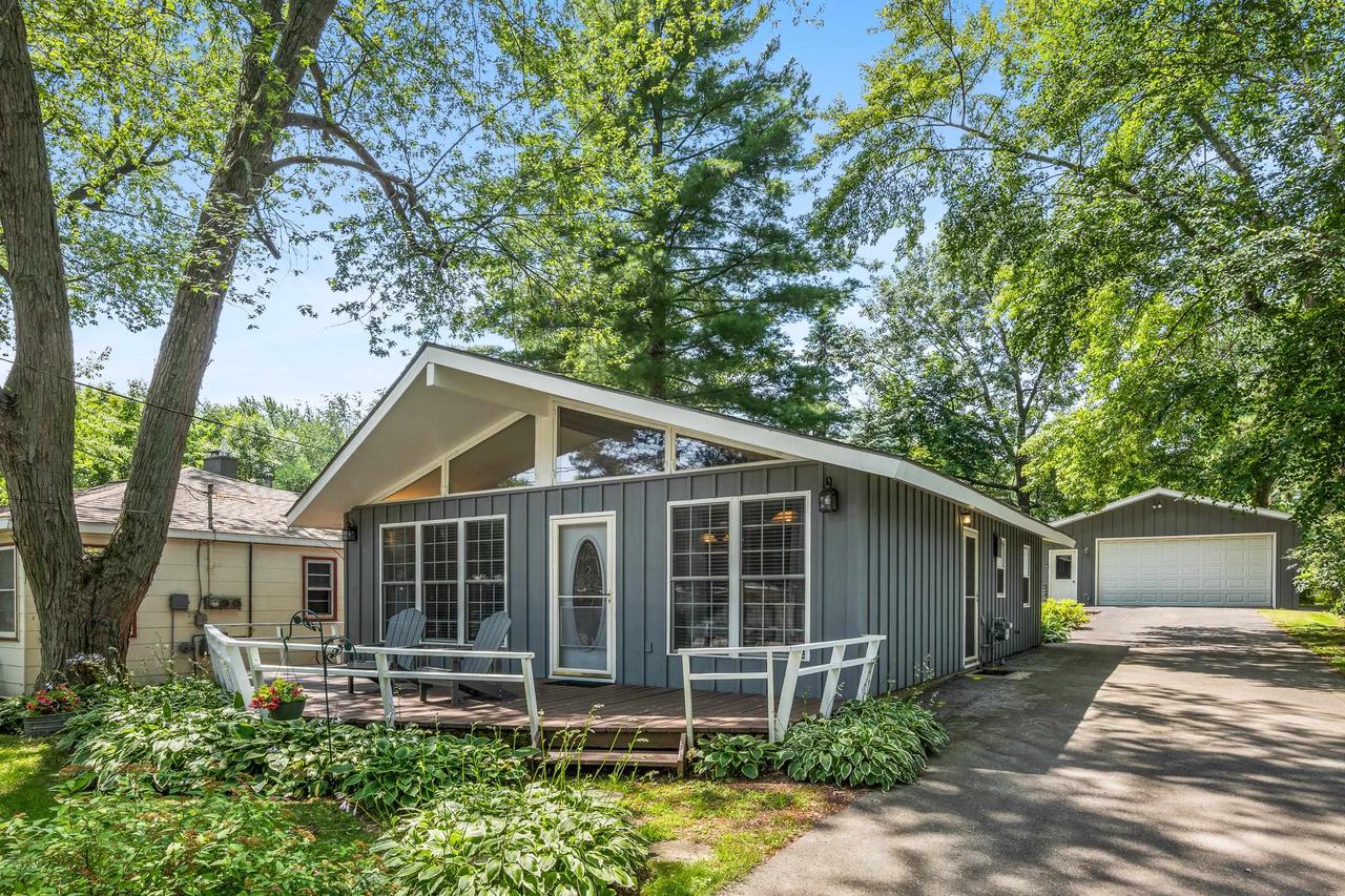 N4219 South Lakeshore Drive