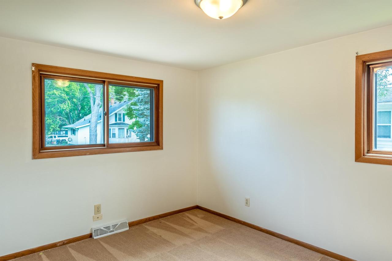 384 East Cumberland Street