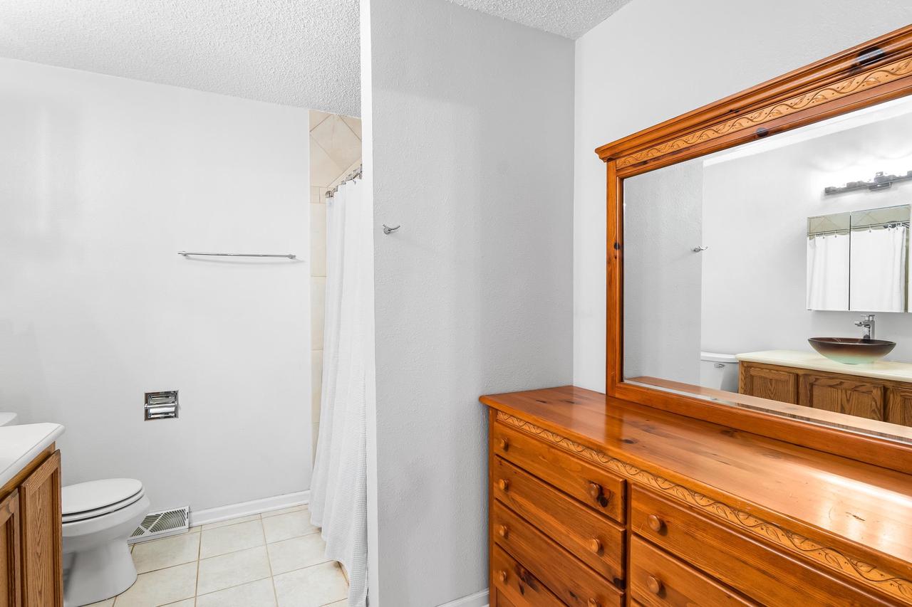 557 Highknocker Trail