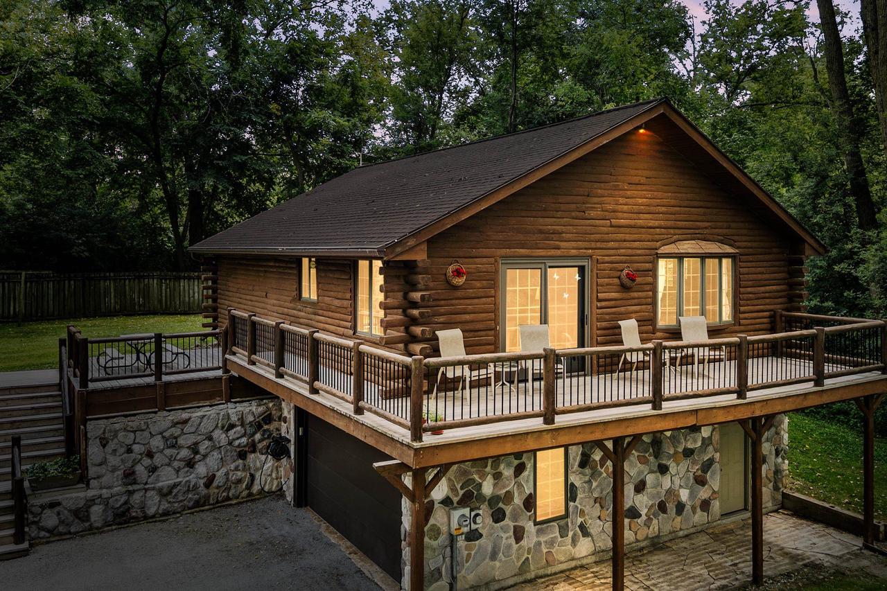 W14314 Brookwood Court