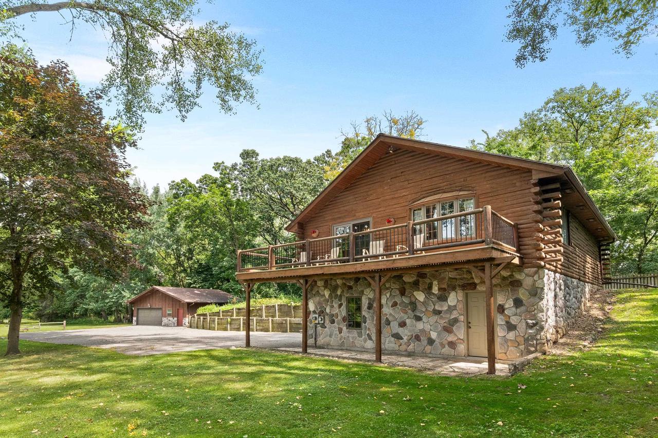 W14314 Brookwood Court