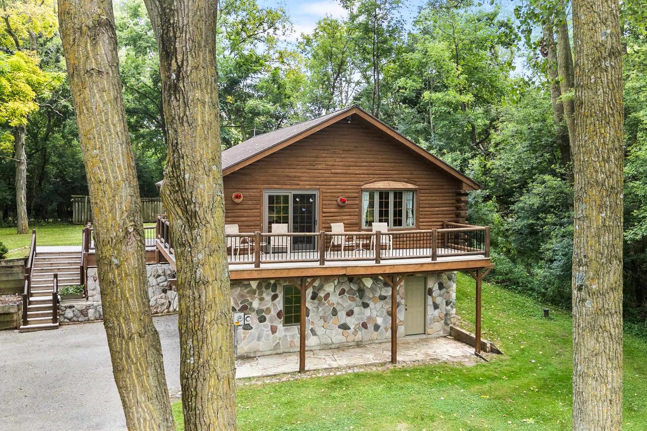 W14314 Brookwood Court