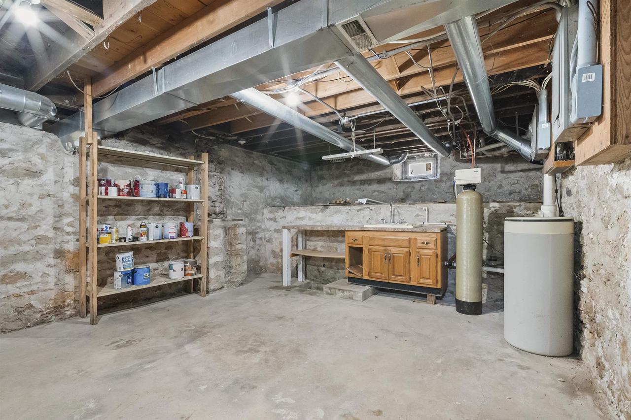 205 North Woodward Street