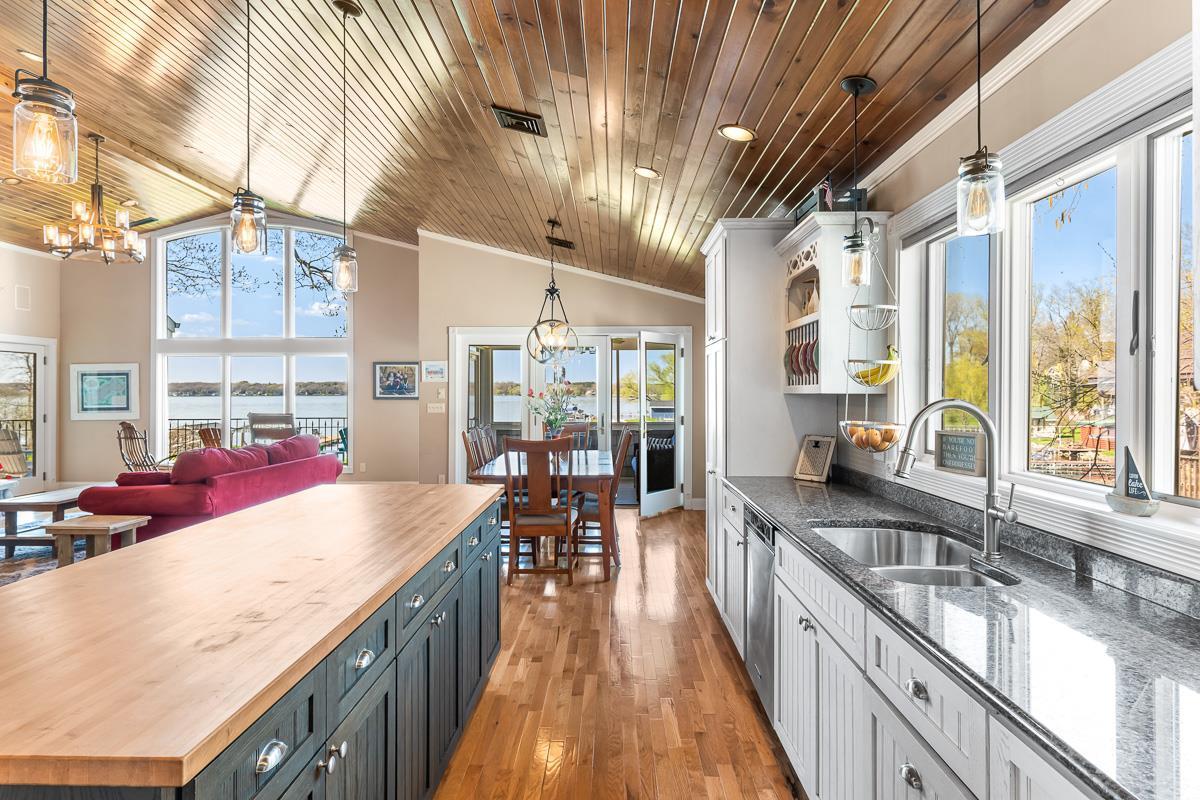 W960 Spring Grove Road