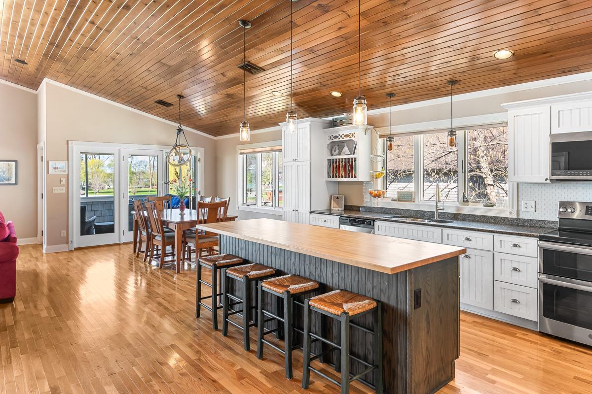 W960 Spring Grove Road