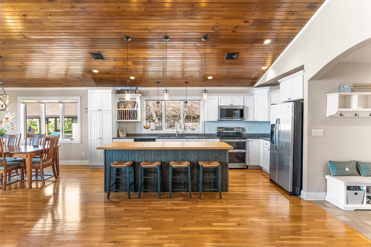 W960 Spring Grove Road