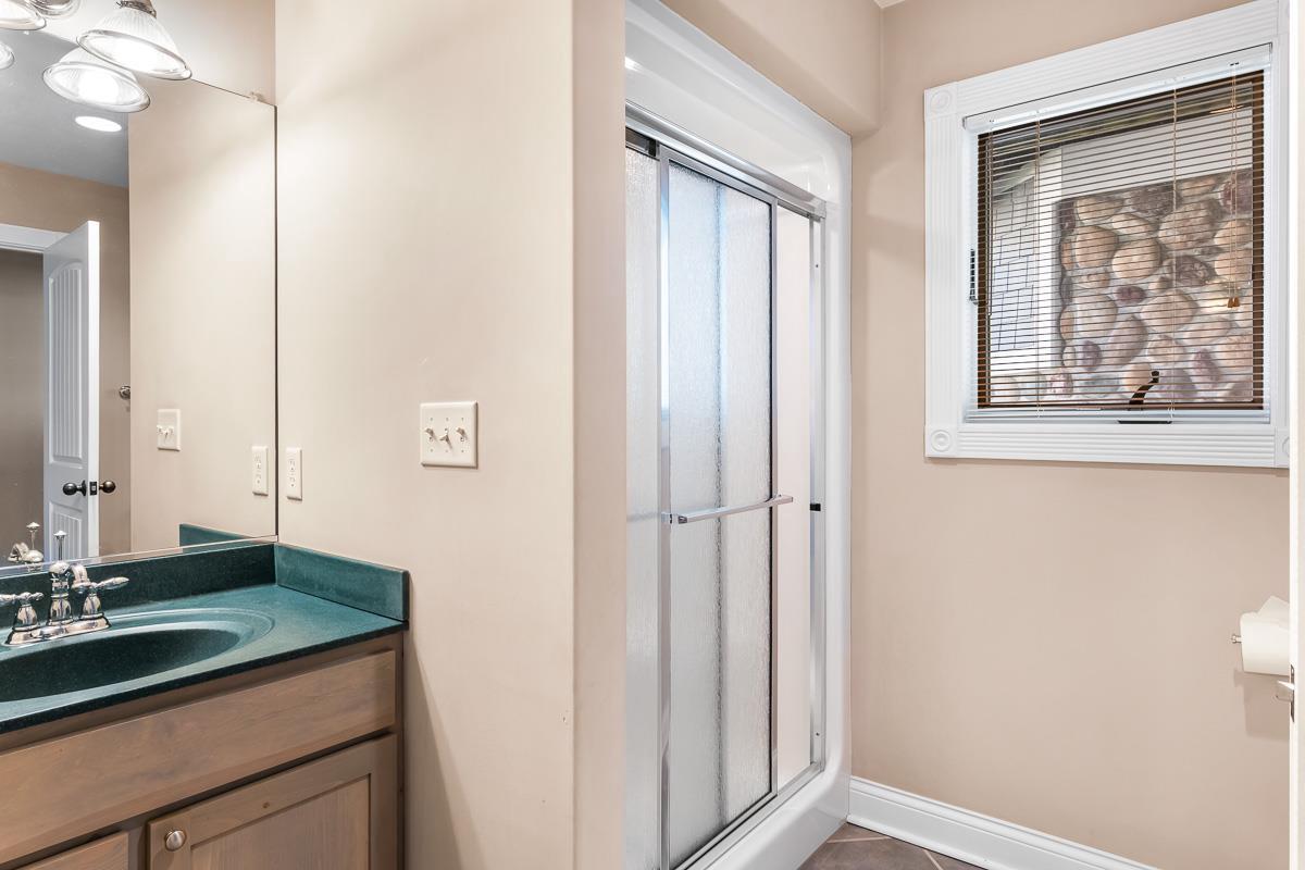 W960 Spring Grove Road