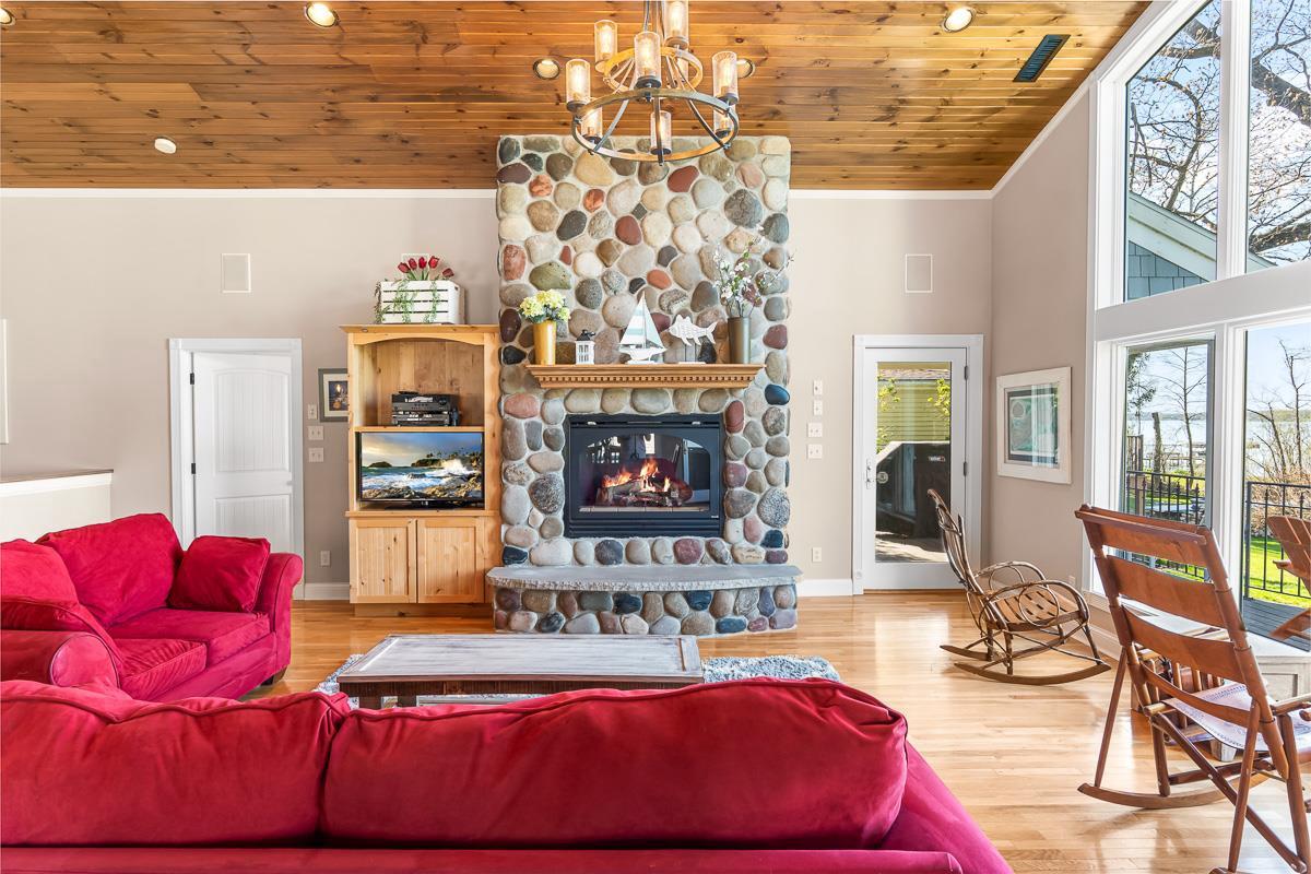 W960 Spring Grove Road