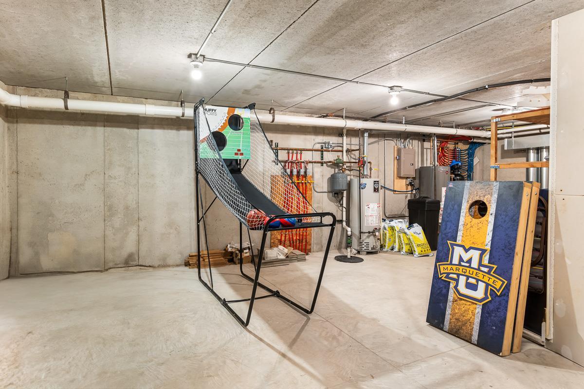 W960 Spring Grove Road