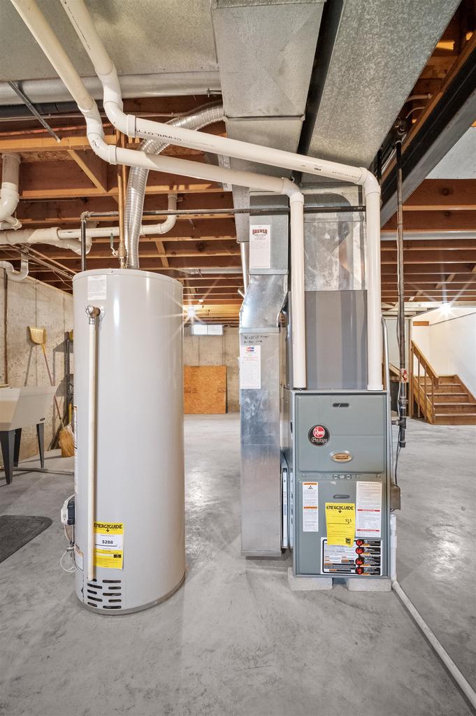 683 Beechwood Court 2F