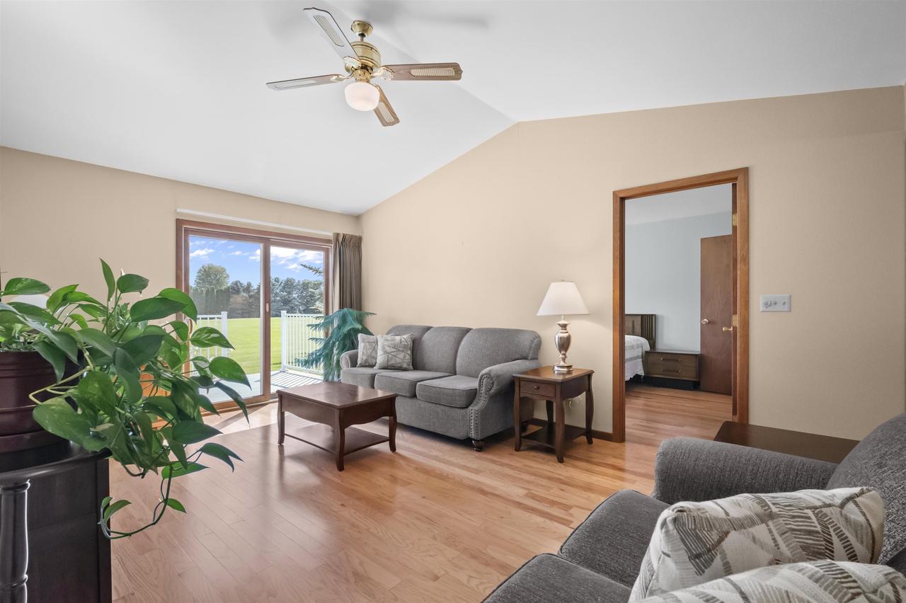 683 Beechwood Court 2F