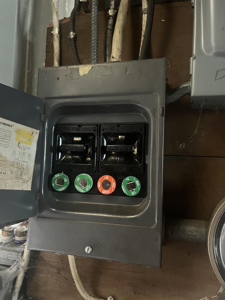 216 East Fond du Lac Street