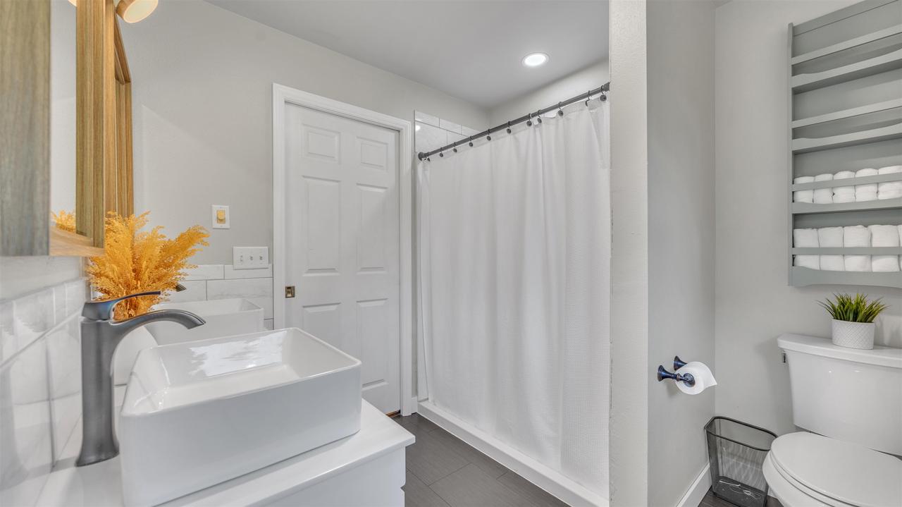 4211 North 29th Street