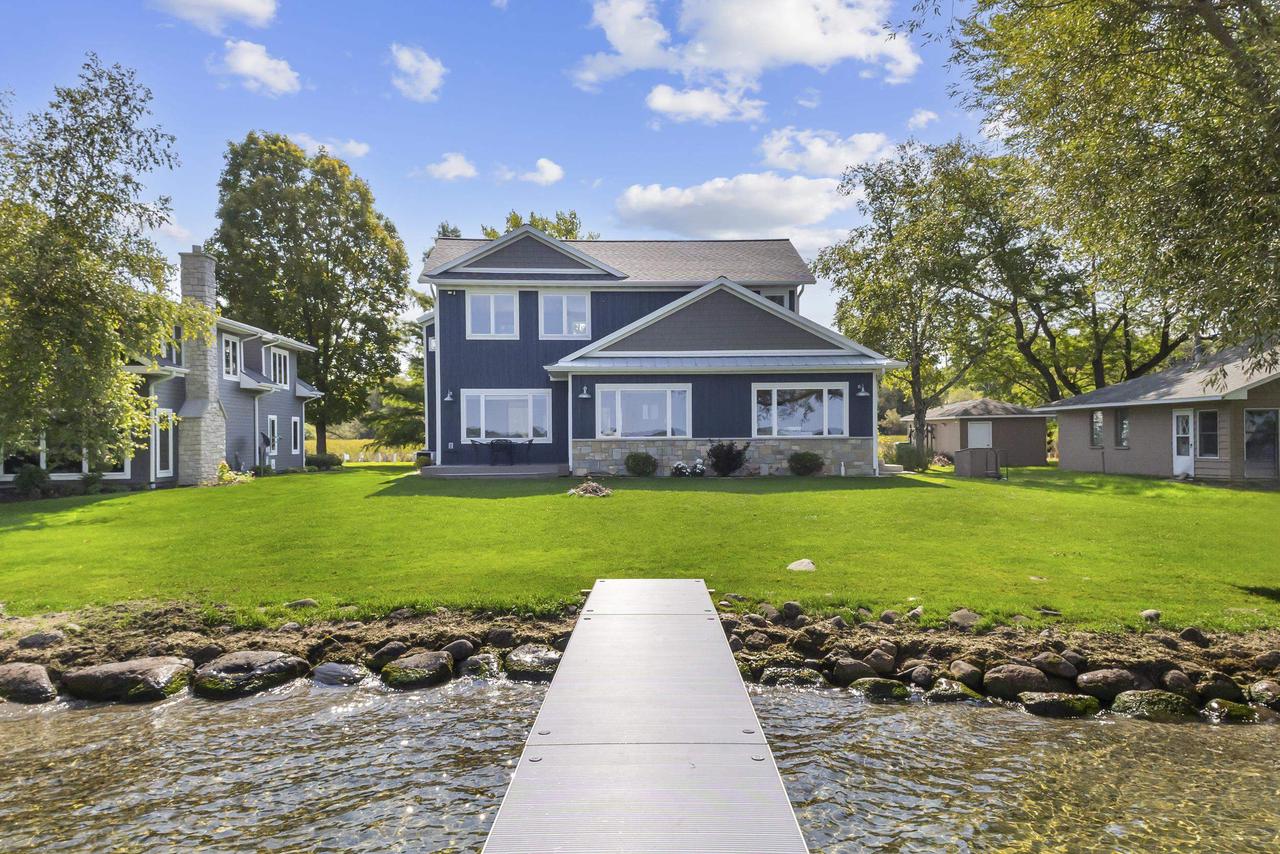 W3132 Blackbird Point Lane