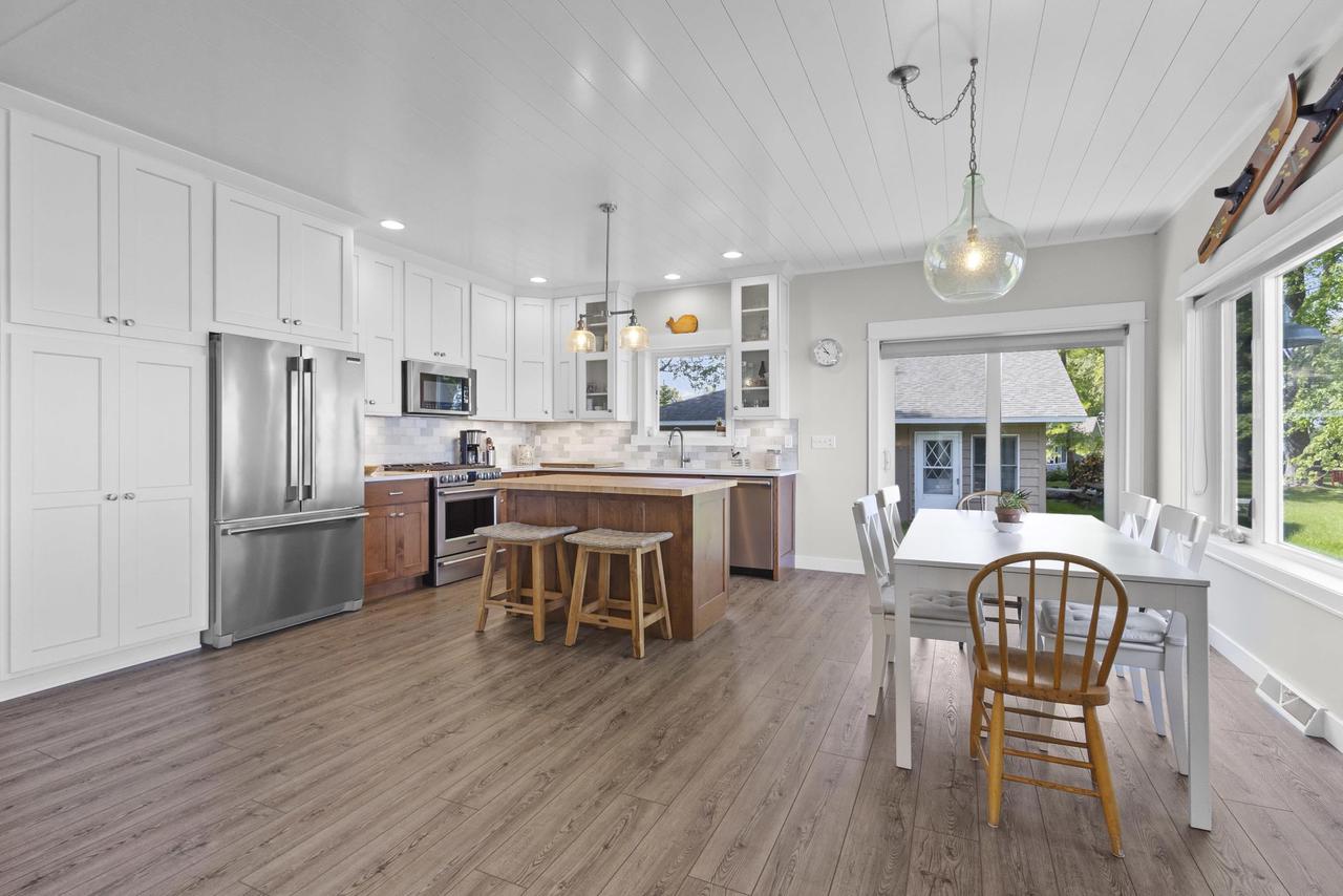 W3132 Blackbird Point Lane